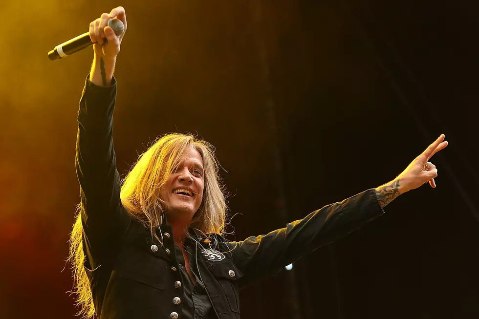 Sebastian Bach Kicks Off ‘Skid Row’ Anniversary Tour – Videos, Set List