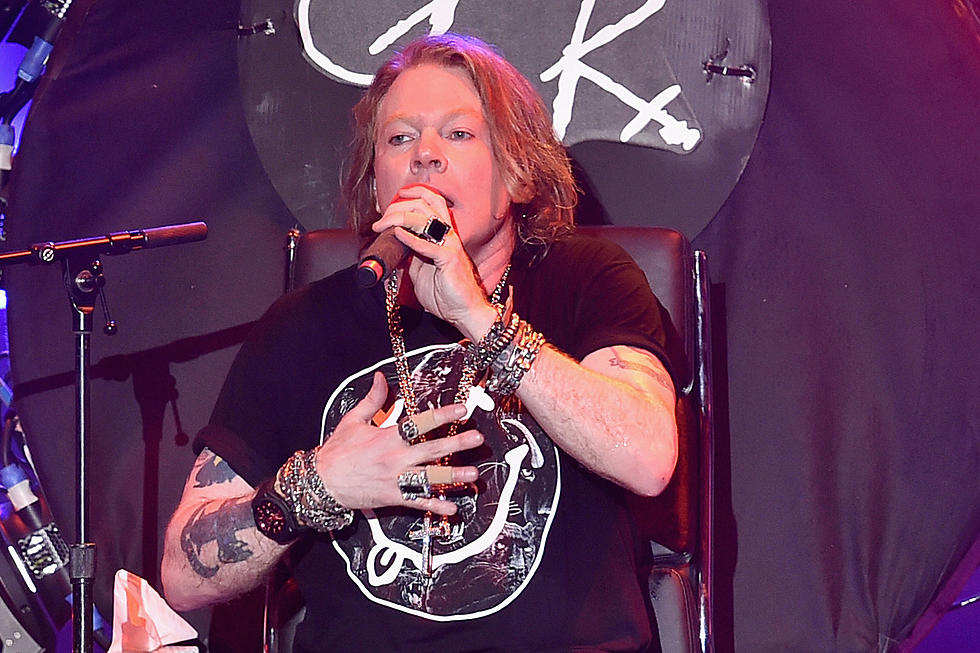 Watch Guns N’ Roses Play ‘Dead Horse’ for First Time Since 1993