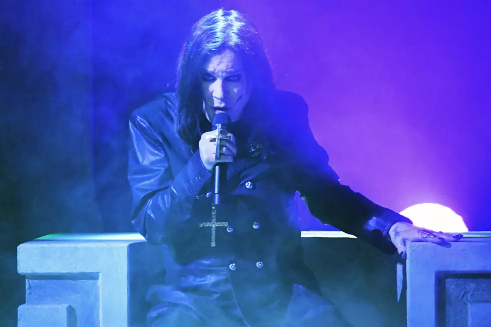 Watch Ozzy Osbourne Return to Action at the AMAs