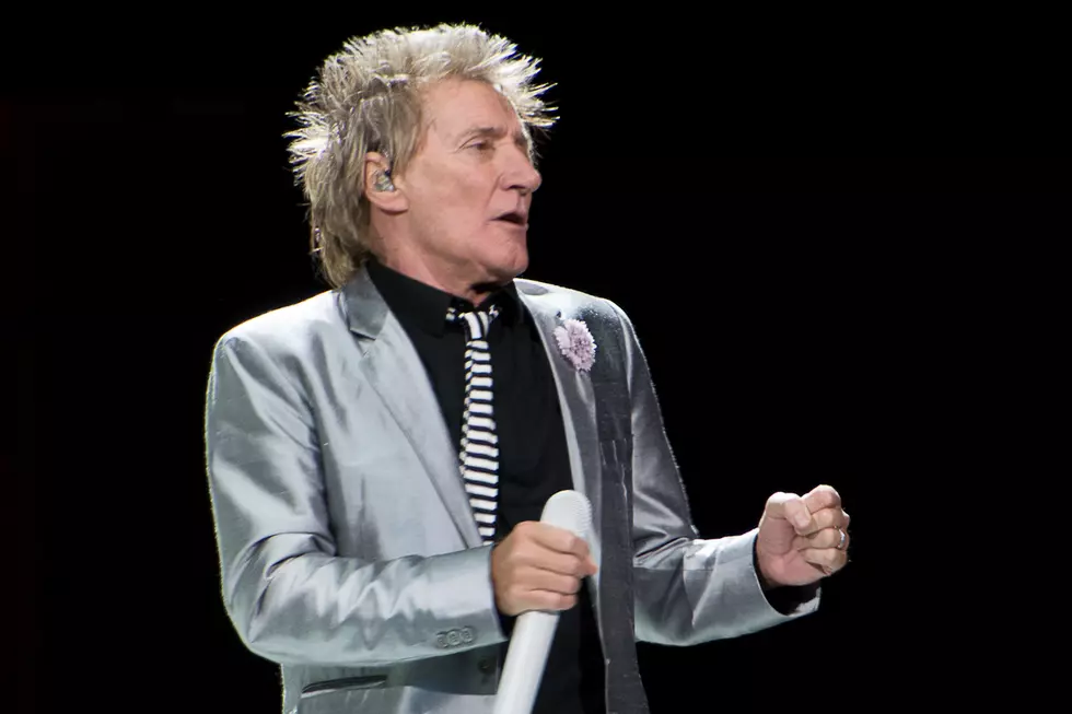 Rod Stewart Ordered to Court After New Year's Eve Altercation