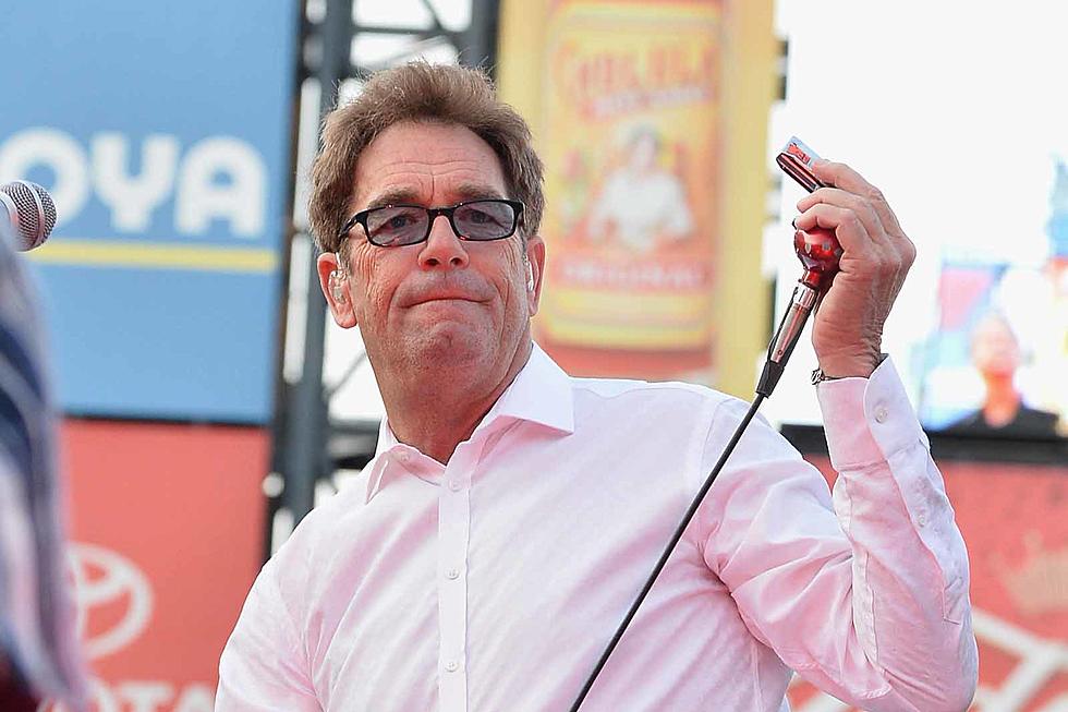 Huey Lewis Recorded New 'Weather' Album Before Hearing Loss