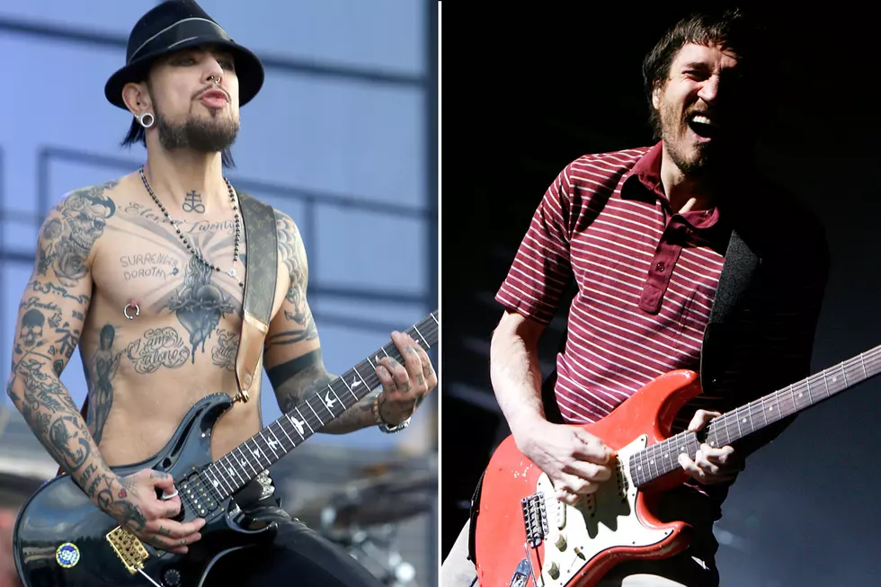 Watch John Frusciante and Dave Navarro Play on Stage Together