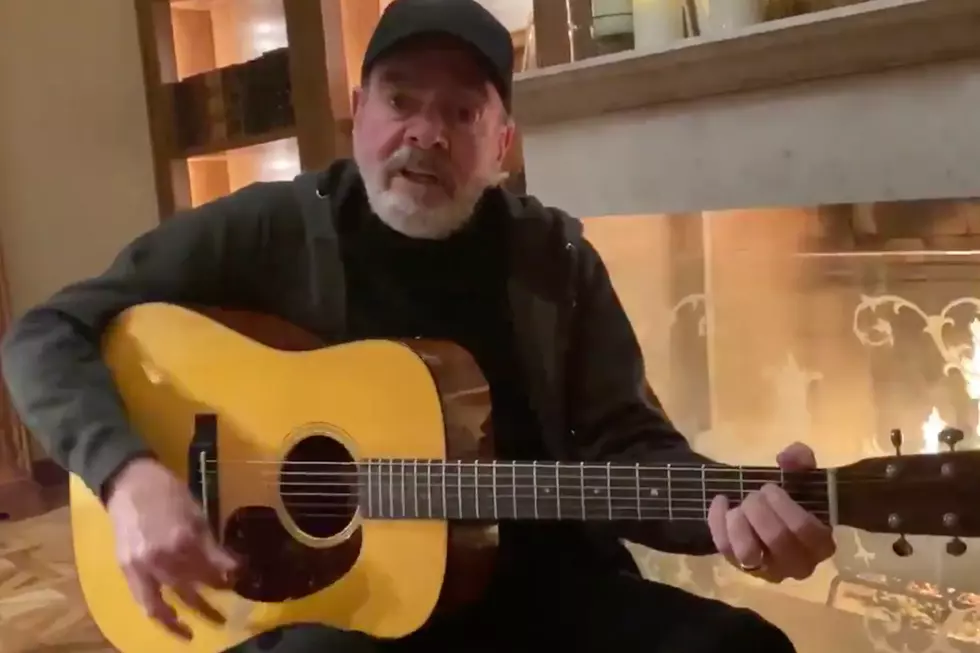 Neil Diamond Reworks ‘Sweet Caroline’ Without the Hand Touching