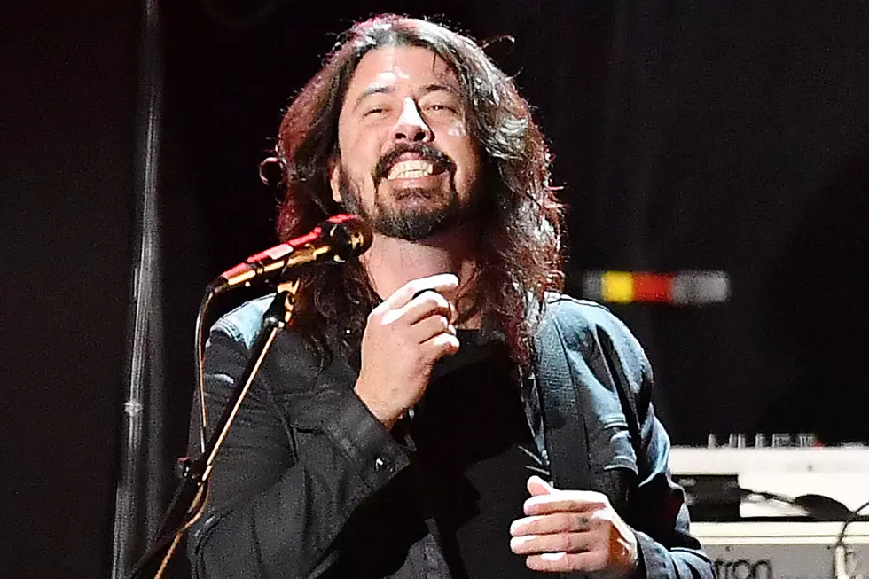 COVID-19 Roundup: Dave Grohl Leads All-Star ‘Times Like These’