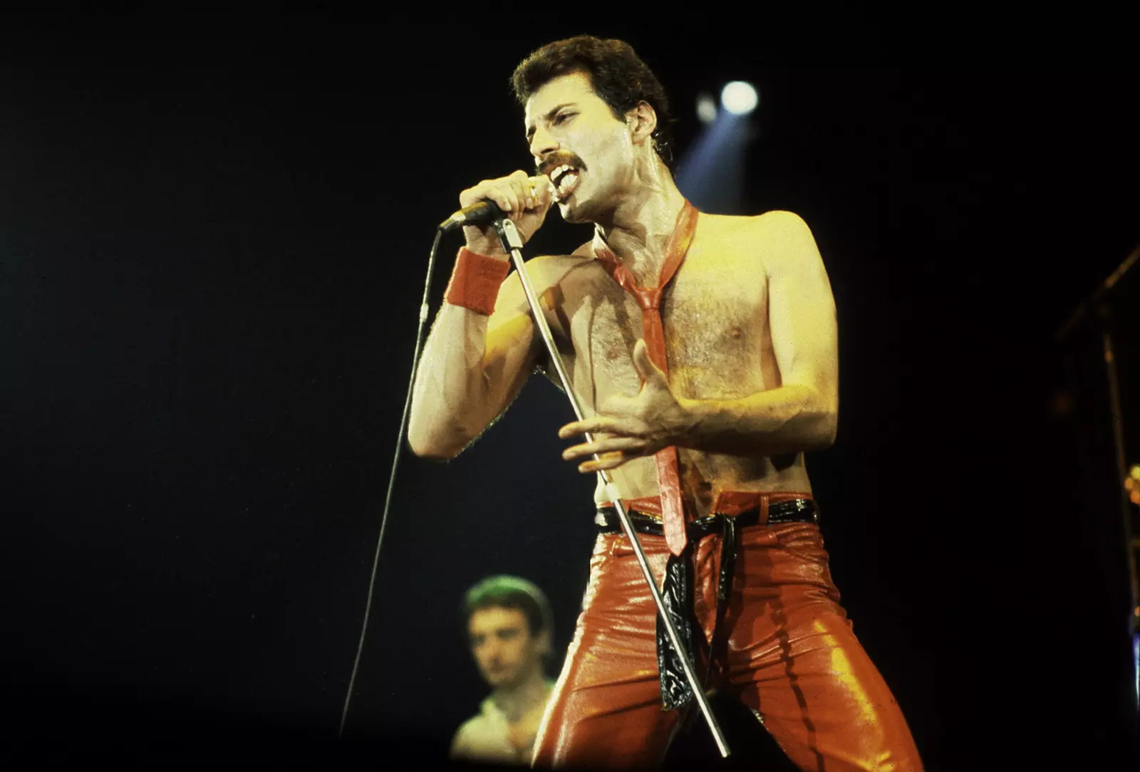 Interpreting “Bohemian Rhapsody”: Discovering Freddie Mercury's