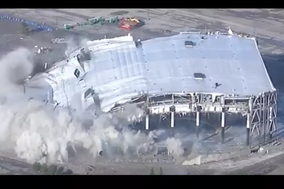 Watch the Implosion of Detroit&#8217;s Palace of Auburn Hills Concert Venue