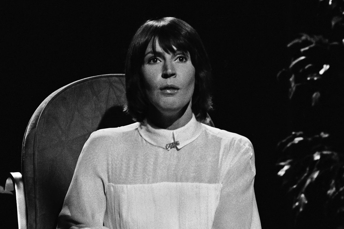 Helen Reddy, ‘I Am Woman’ Singer, Dies at 78