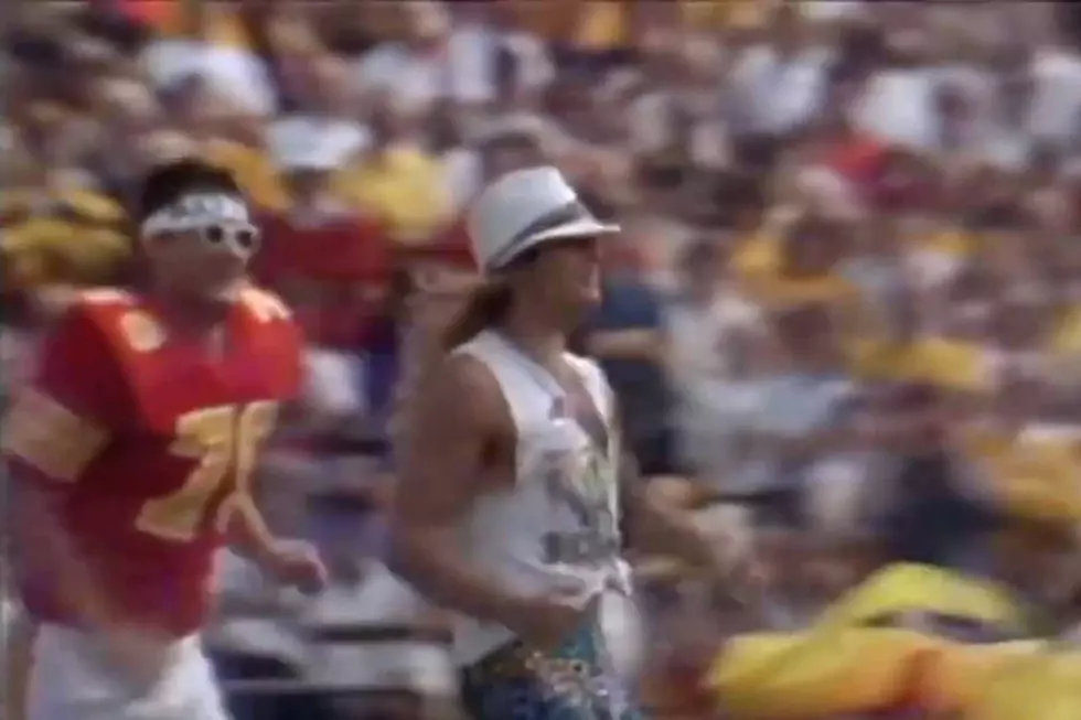 Watch David Lee Roth Invade a College Football Game in 1986