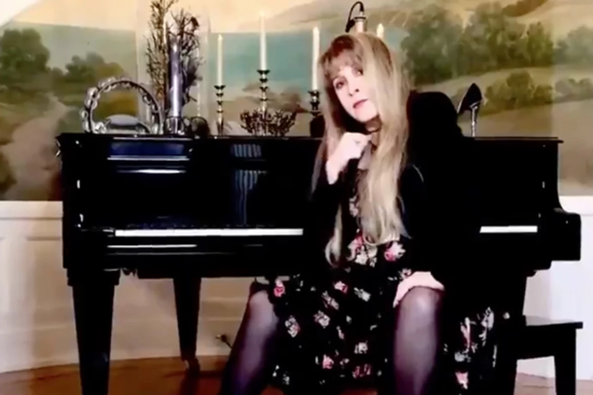 Watch Stevie Nicks' 'Dreams' TikTok Video