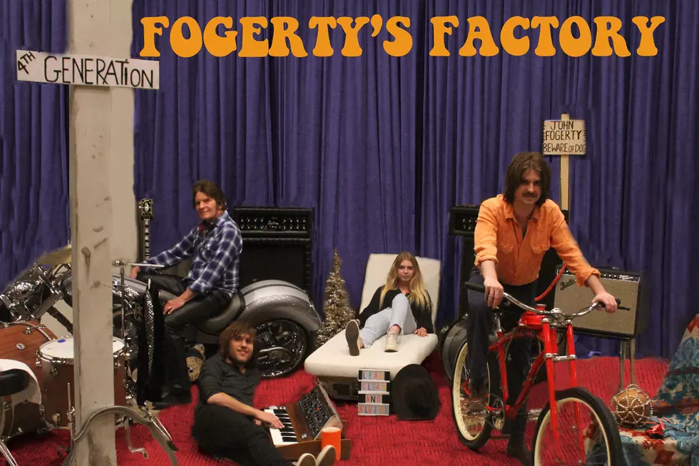 John Fogerty to Release &#8216;Fogerty&#8217;s Factory&#8217; Family Album
