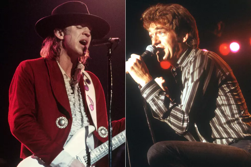 How Huey Lewis Helped Stevie Ray Vaughan Through Difficult Tour