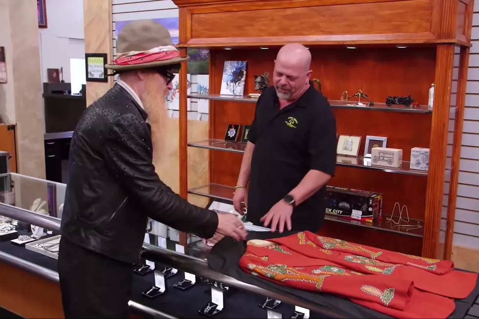 Watch ZZ Top’s Billy Gibbons Reunite With Rhinestone Suit