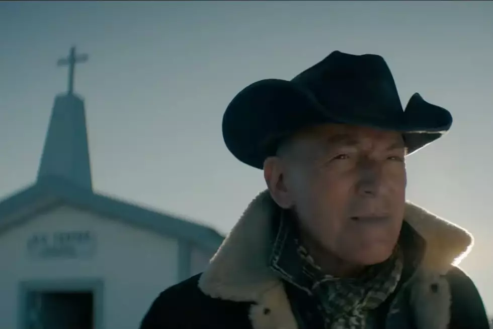 Bruce Springsteen Makes TV Commercial Debut in Super Bowl Jeep Ad