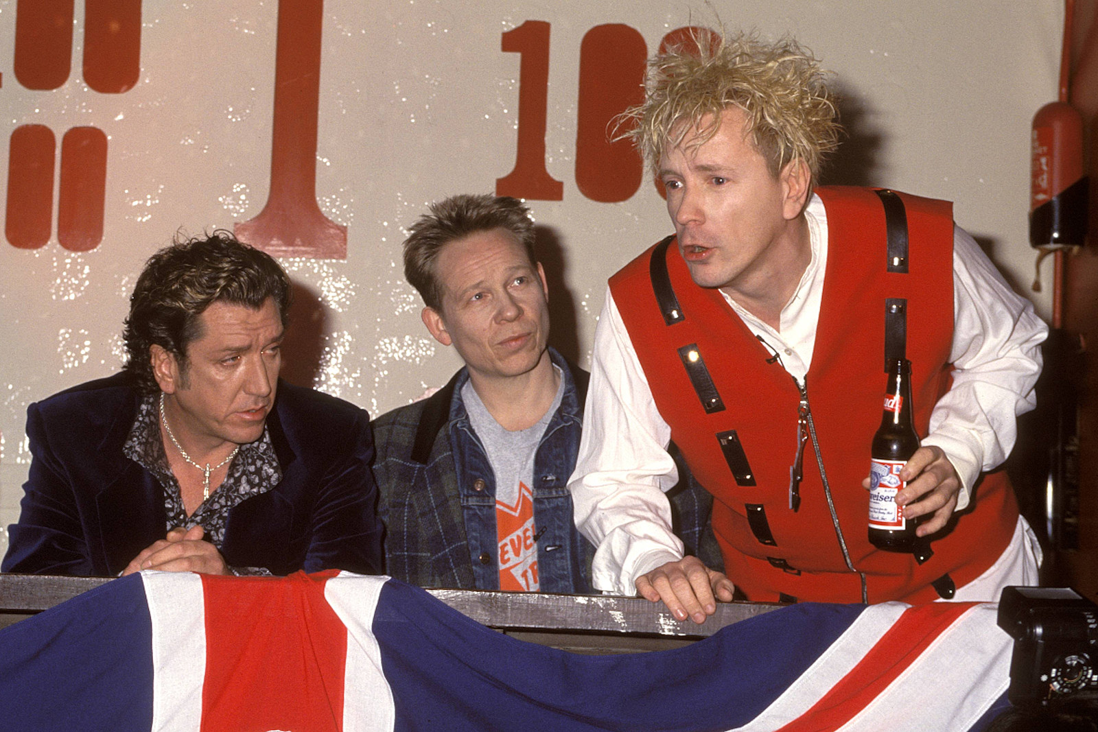 25 Years Ago Sex Pistols Announce Their Unlikely Reunion