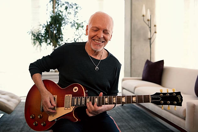 Peter Frampton Covers George Harrison&#8217;s &#8216;Isn&#8217;t It a Pity&#8217;