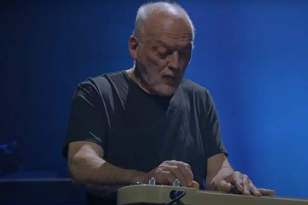Watch David Gilmour Perform Fleetwood Mac’s ‘Albatross’