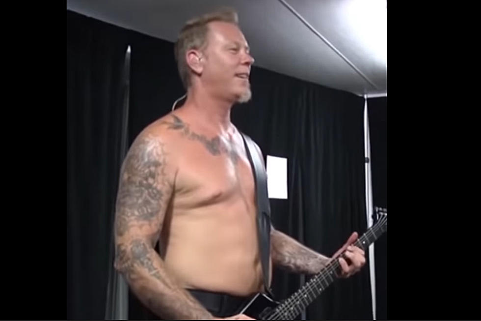 Watch Metallica Attempt to Play &#8216;Enter Sandman&#8217; Backward