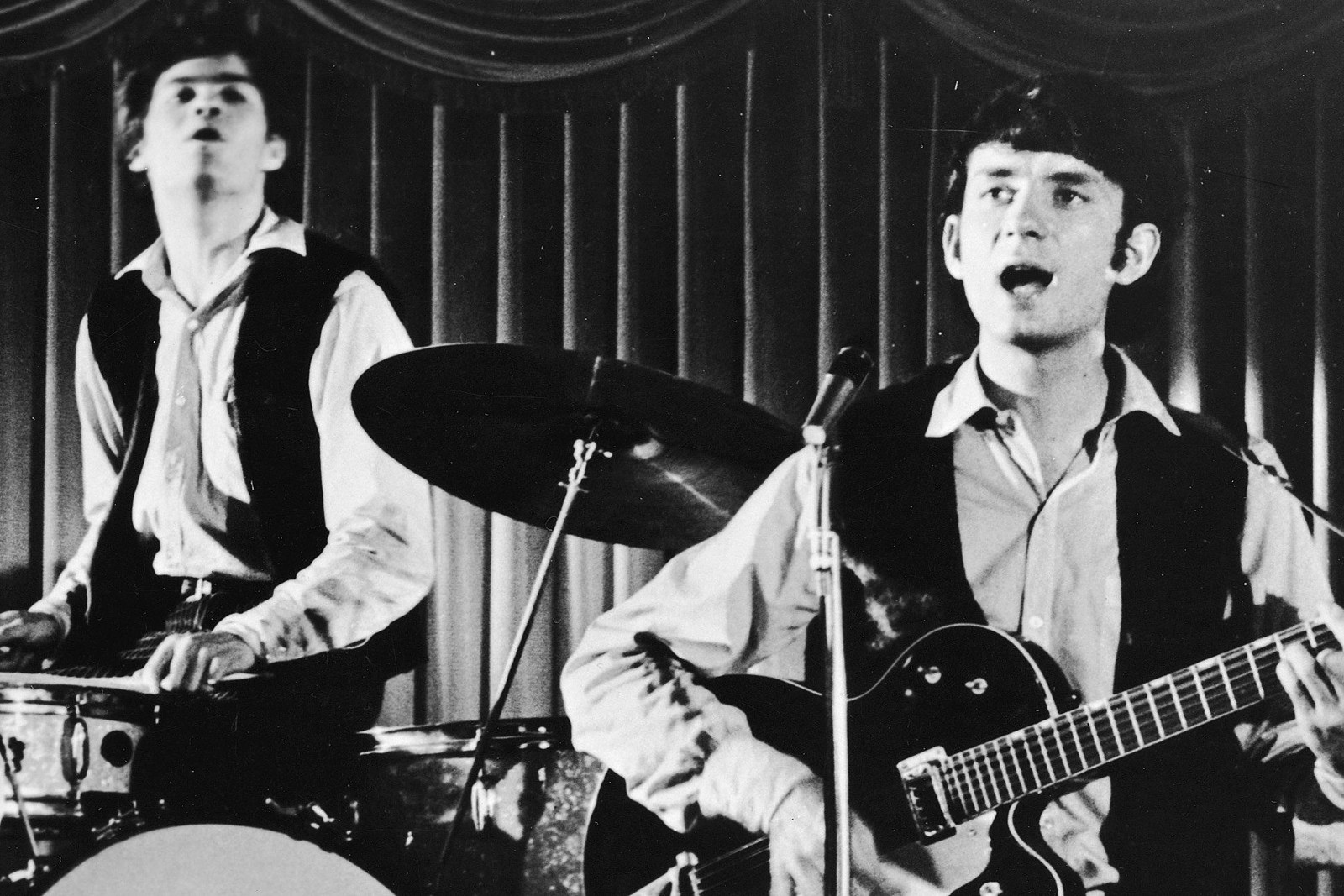 Neil Diamond Was 'Thrilled' to Give the Monkees 'I'm a Believer