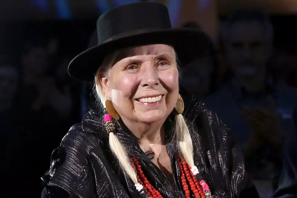 Joni Mitchell Says She&#8217;s &#8216;Hobbling Along&#8217; but &#8216;Doing All Right&#8217;