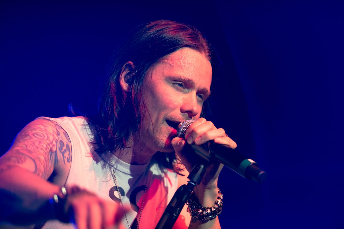 ultimateclassicrock.com