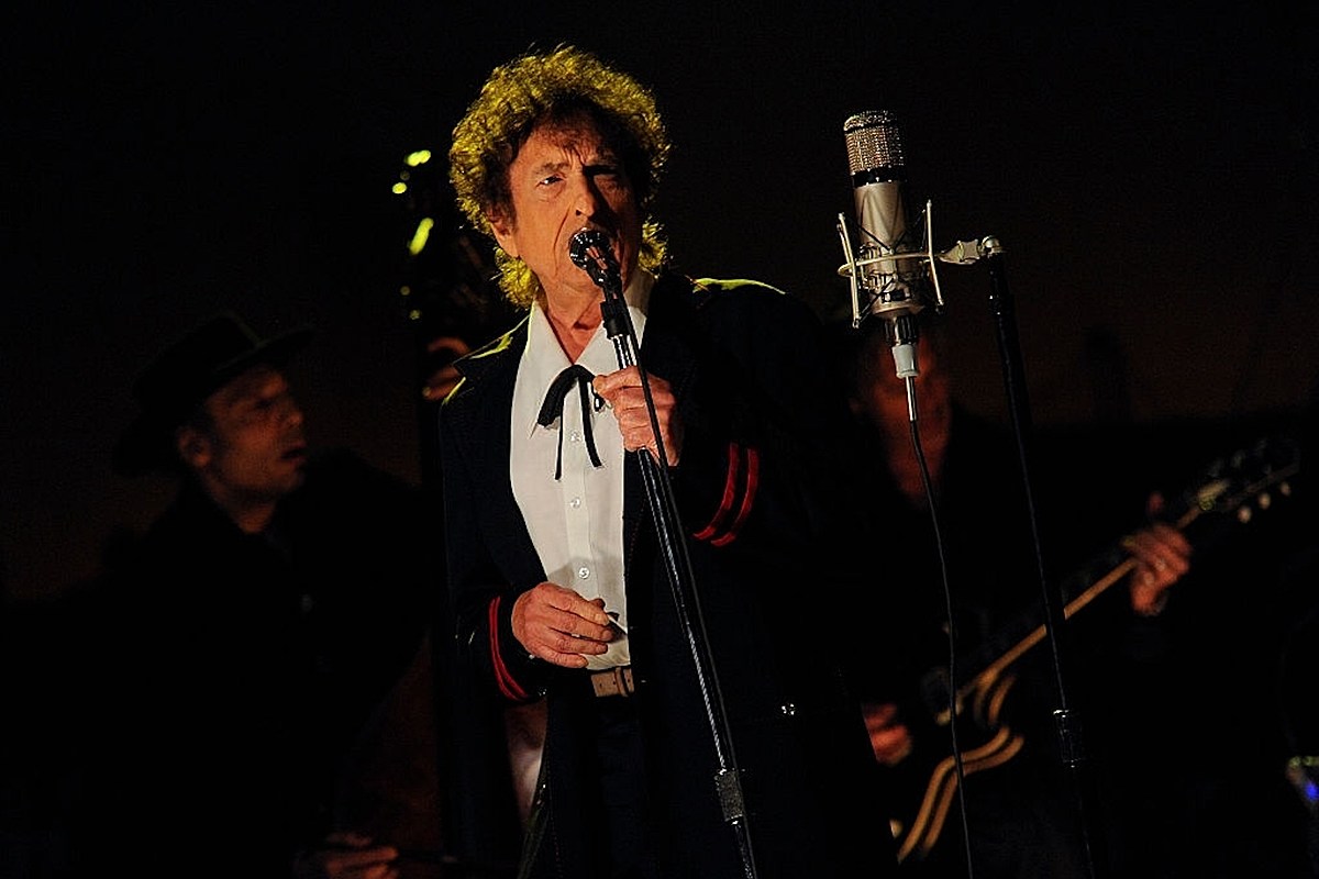 Bob Dylan Returns to New York City Review, Set List