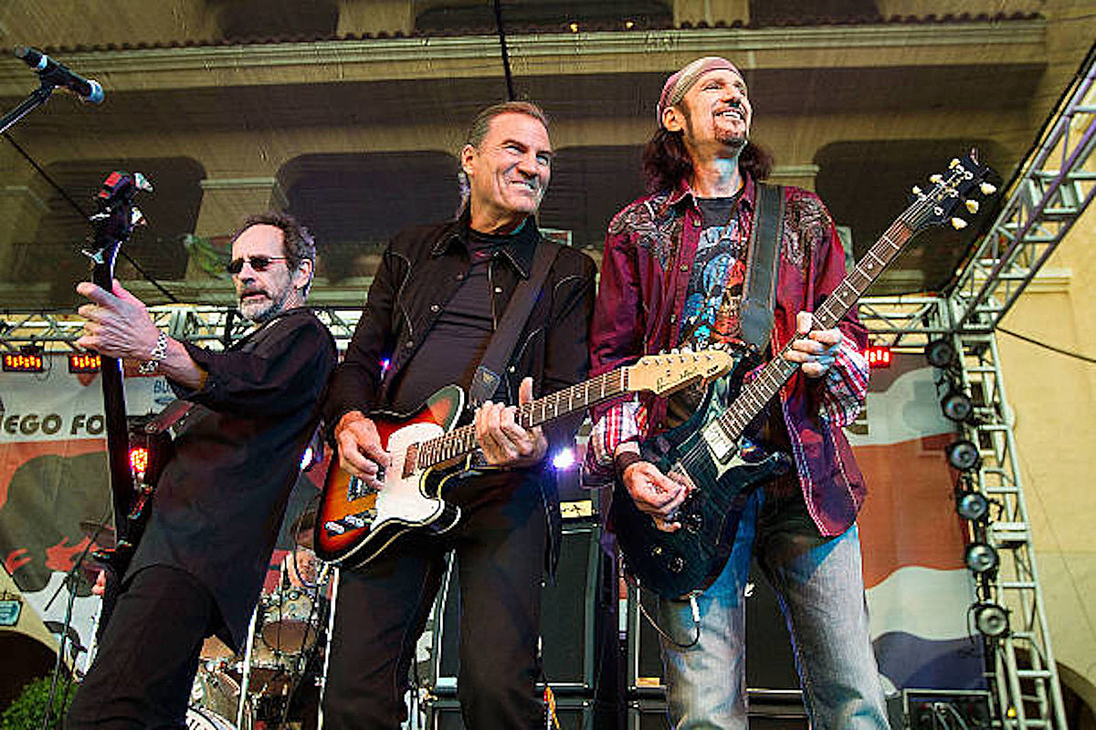 Grand Funk Railroad Feed Off Crowd's Energy At First Concert Back