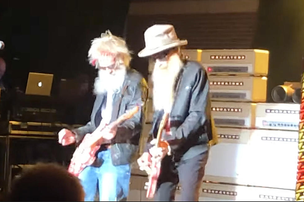 Watch ZZ Top Perform Without Injured Dusty Hill