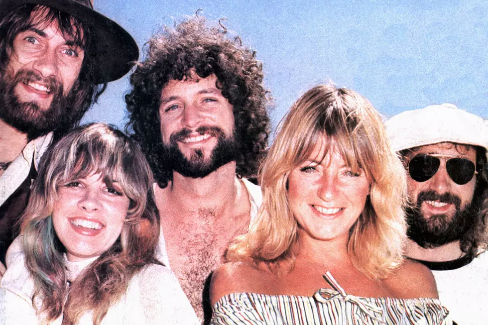 The Call Lindsey Buckingham Made Before Joining Fleetwood Mac