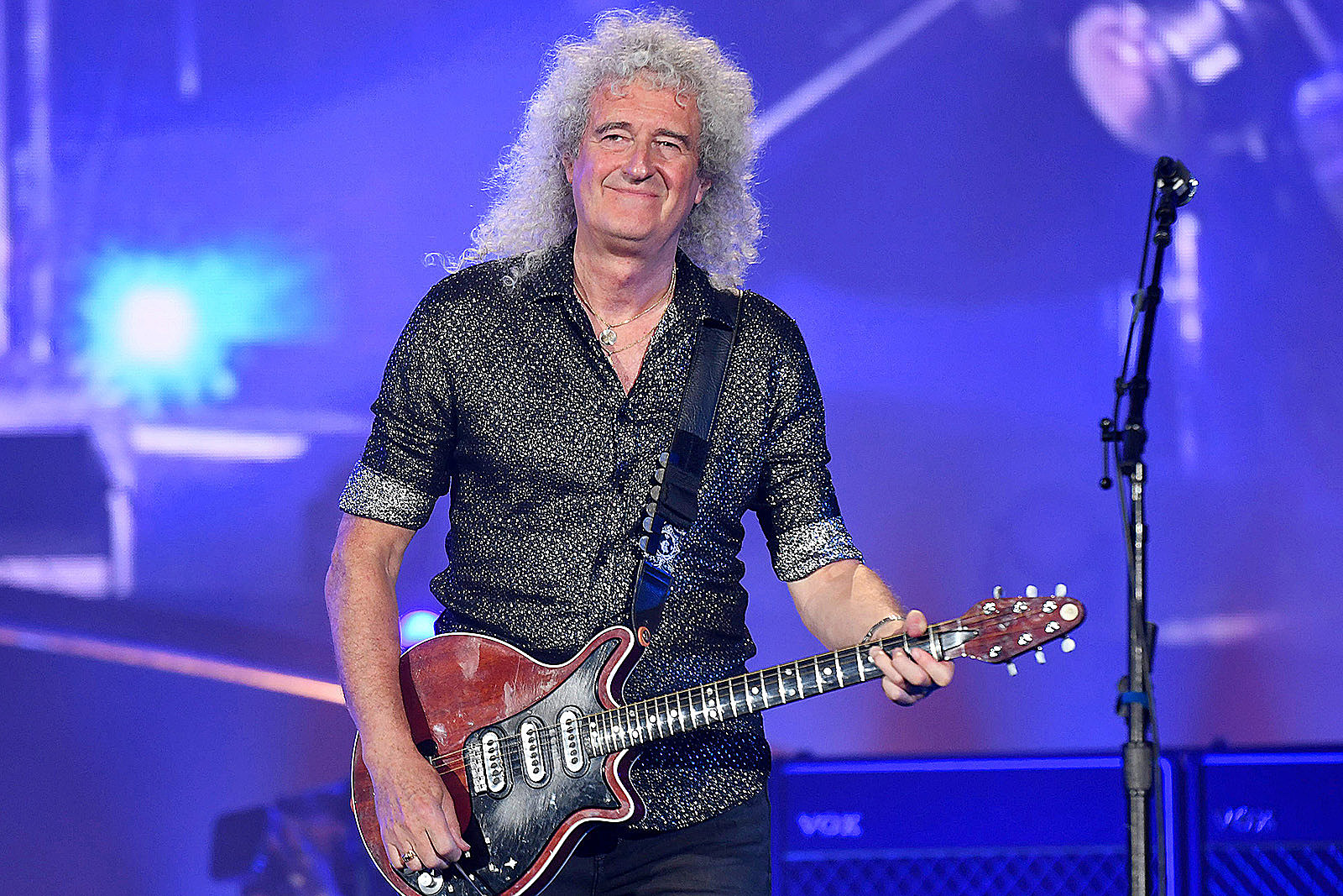 Brian May Helps Reunite Boy With Lost Guitar