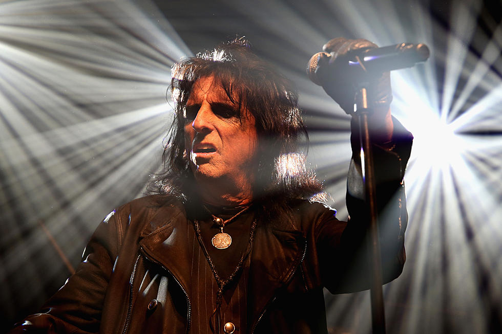 Alice Cooper Getting His ‘Wings Back’ as He Returns to Touring