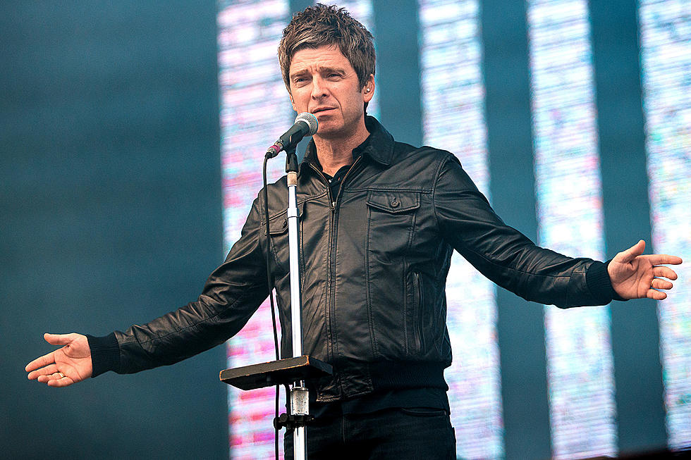 Noel Gallagher Says He’d Perform Alongside Liam Hologram