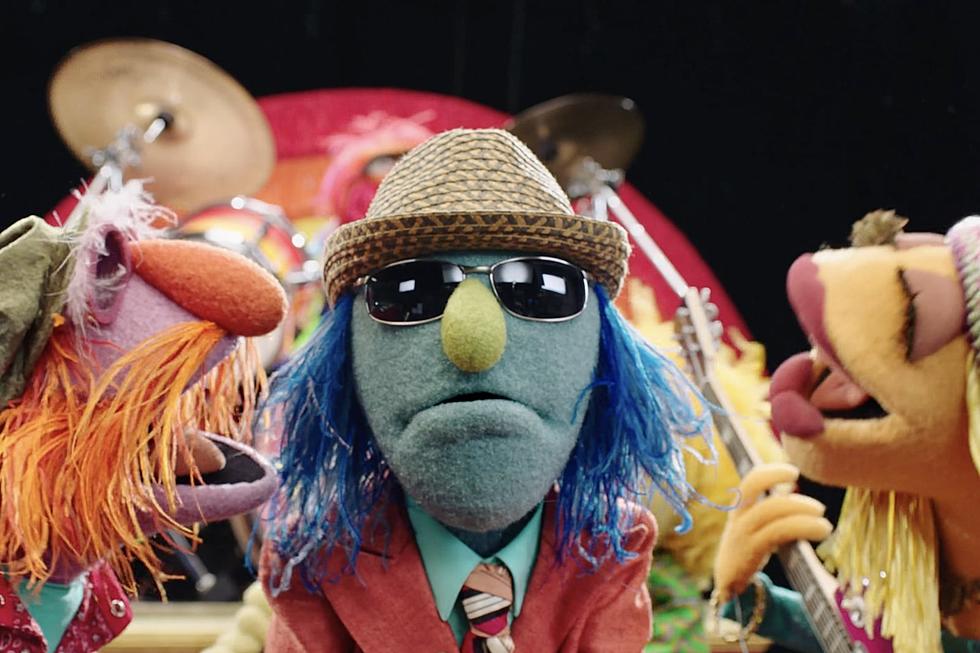 Watch the Muppets Cover Electric Light Orchestra&#8217;s &#8216;Mr. Blue Sky&#8217;