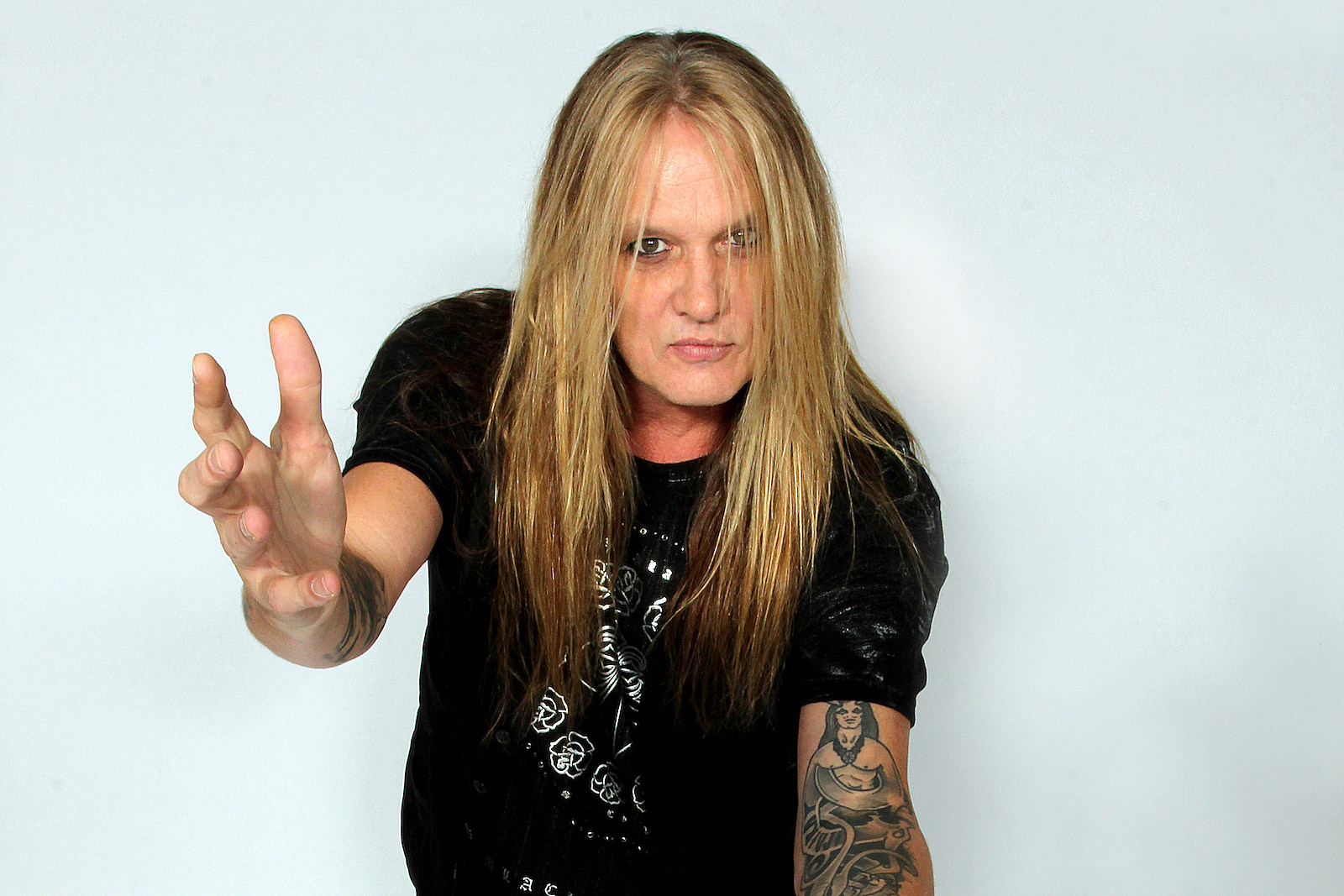 Sebastian Bach Says Tape Bands Will Never Beat Real Musicians