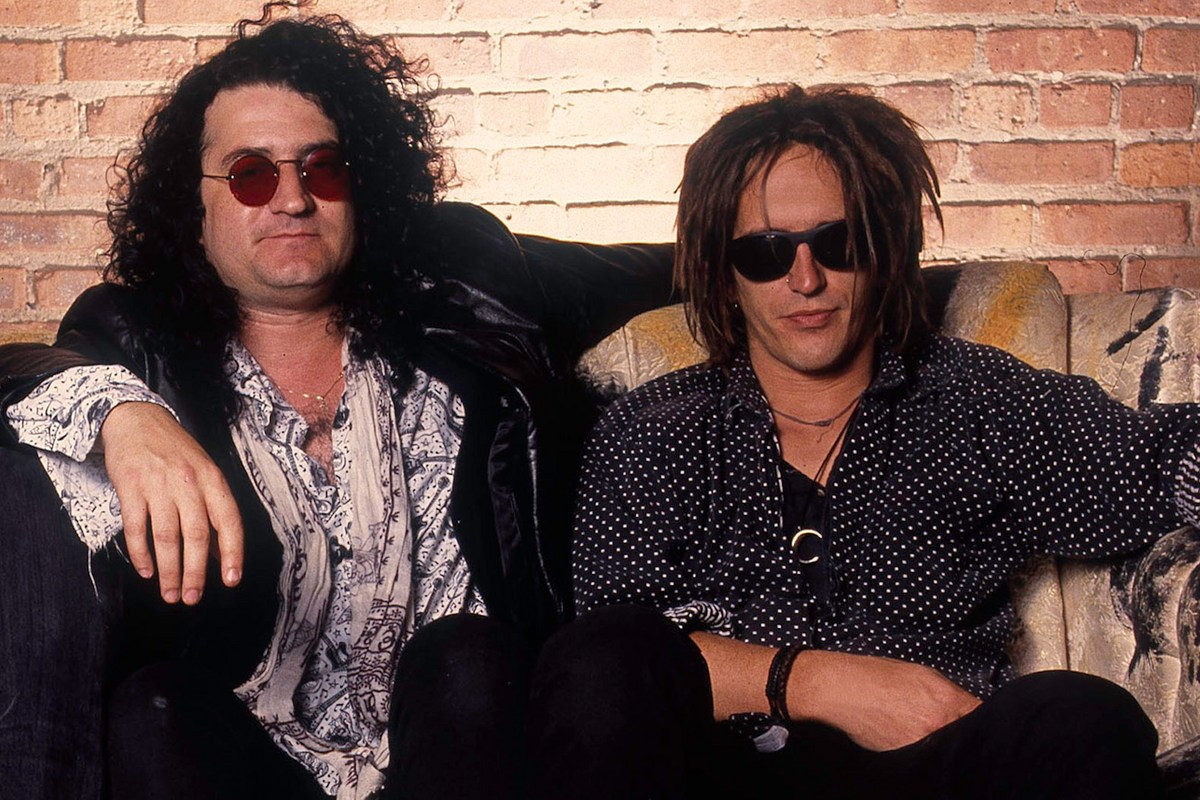 Izzy Stradlin Has 'Tons' of Unreleased Music