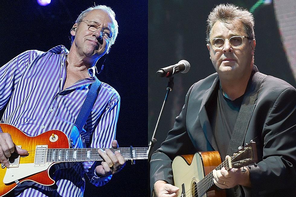 Why Vince Gill Turned Down Mark Knopfler&#8217;s Offer to Join Dire Straits