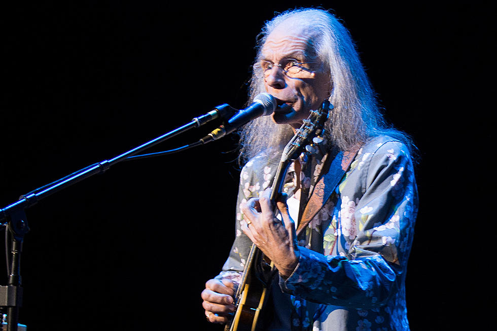 Steve Howe Is &#8216;Absolutely Resistant&#8217; to a Yes Reunion