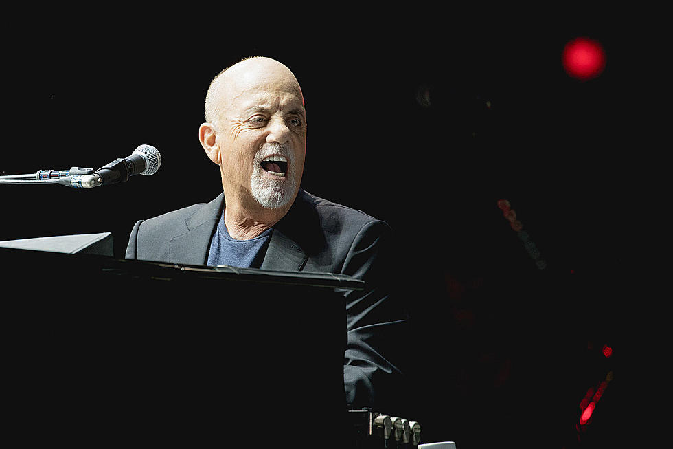 Billy Joel Offers a Blunt Response When Asked About a New Album