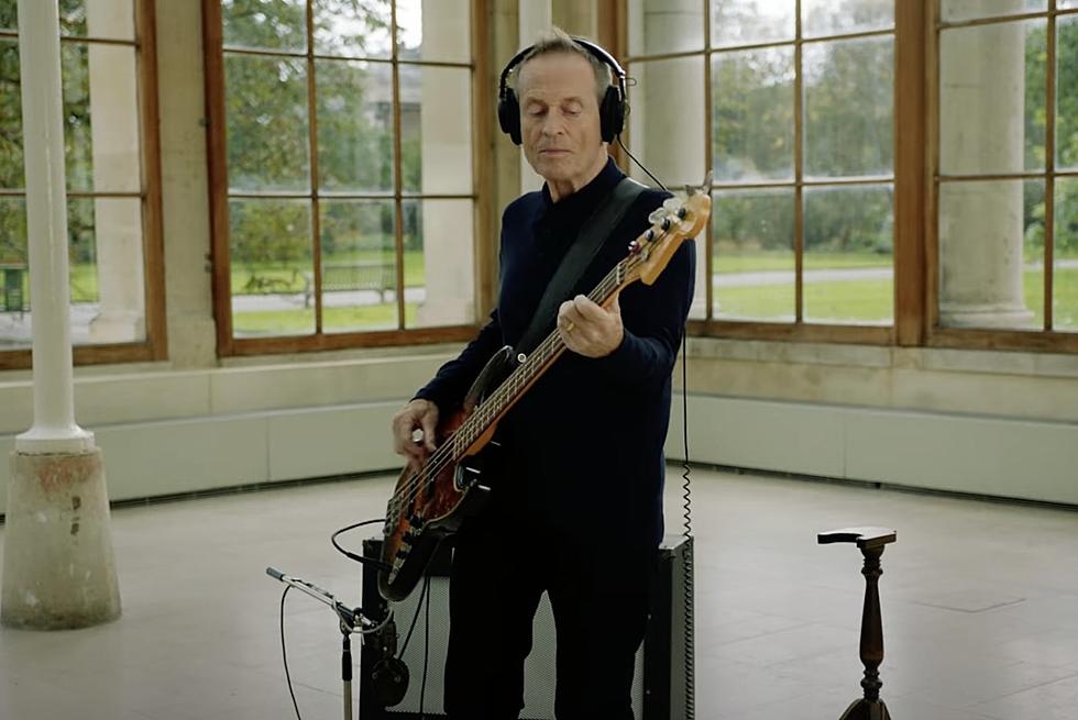 Watch Led Zeppelin's John Paul Jones Play 'When the Levee Breaks'