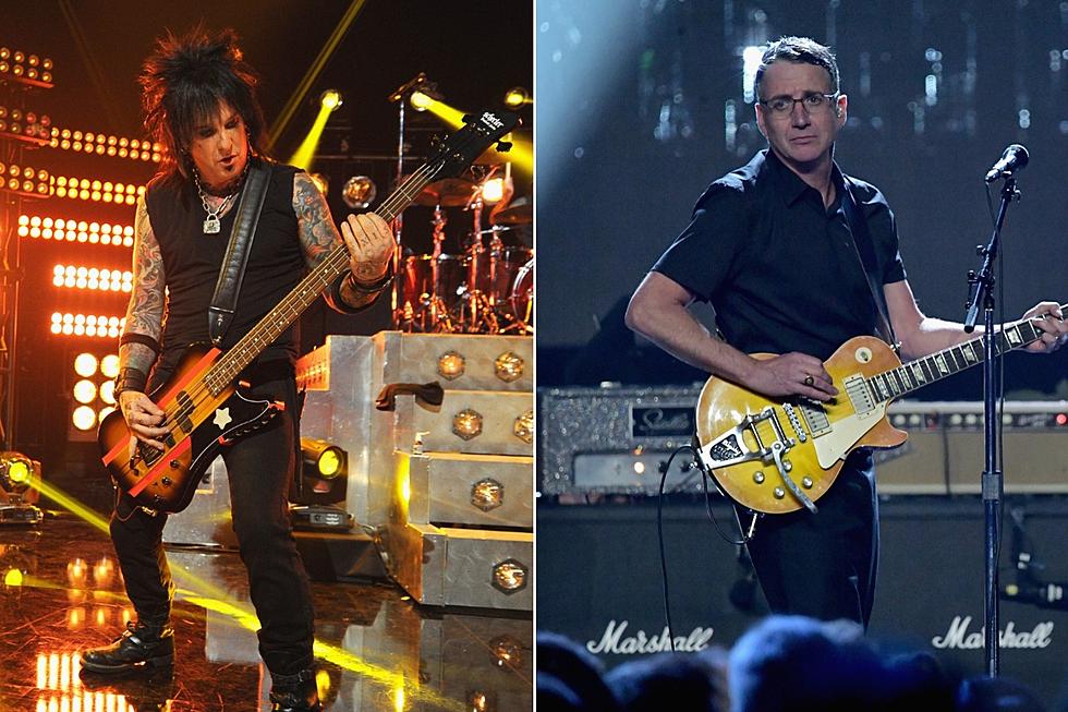 Pearl Jam's Stone Gossard 'Loved' Motley Crue Unlike Eddie Vedder