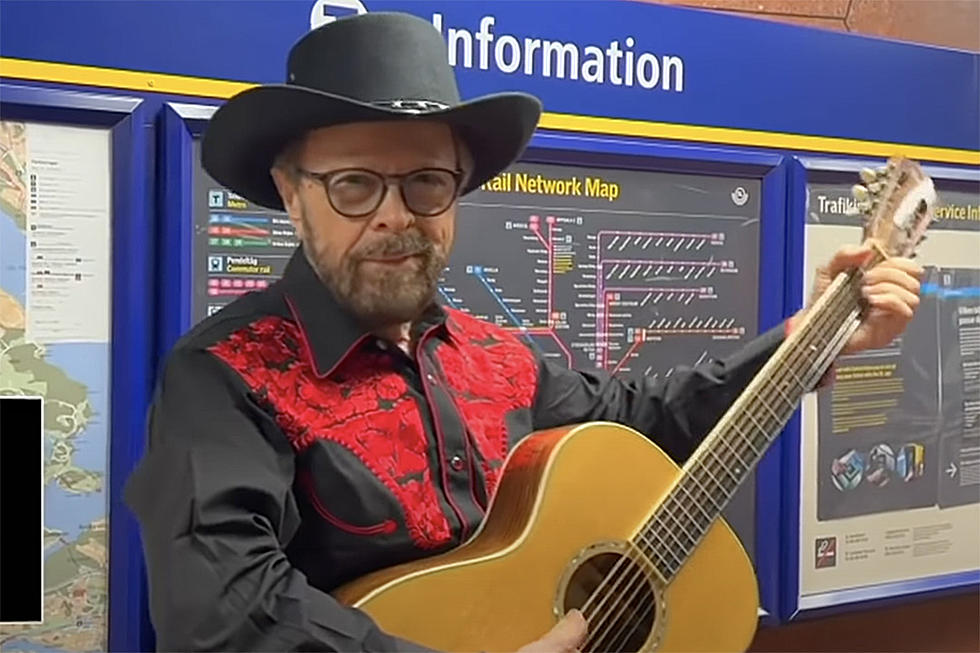 Watch ABBA's Bjorn Ulvaeus Roast Former Backing Singer in Video