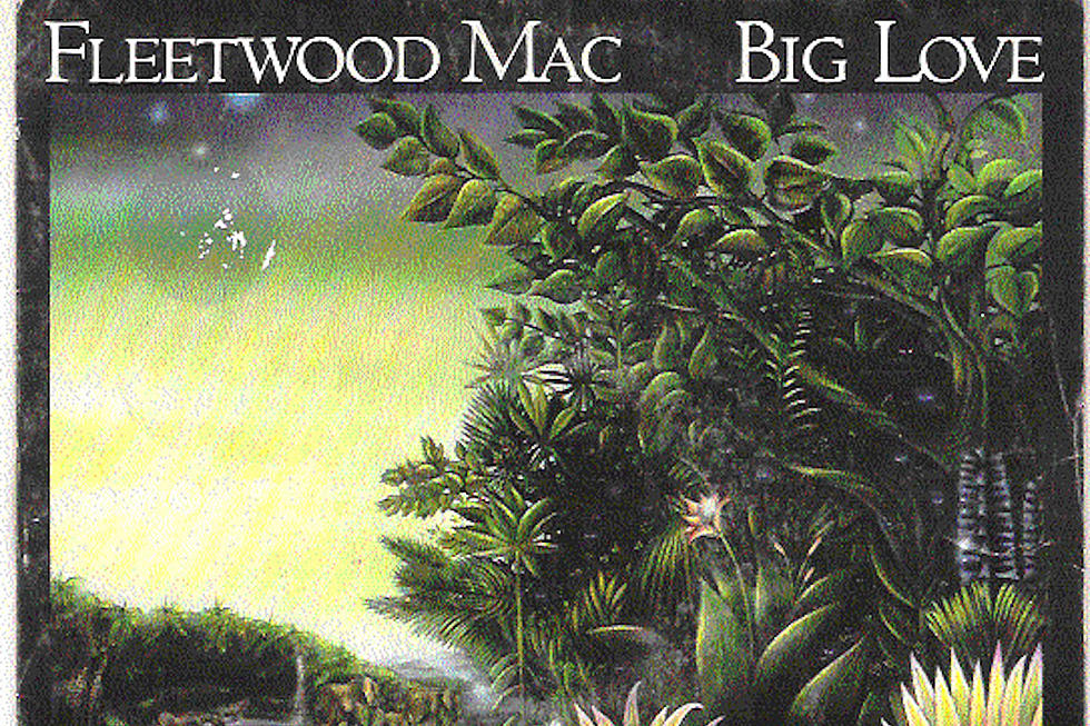 35 Years Ago: Lindsey Buckingham's 'Big Love' Spurs Fleetwood Mac