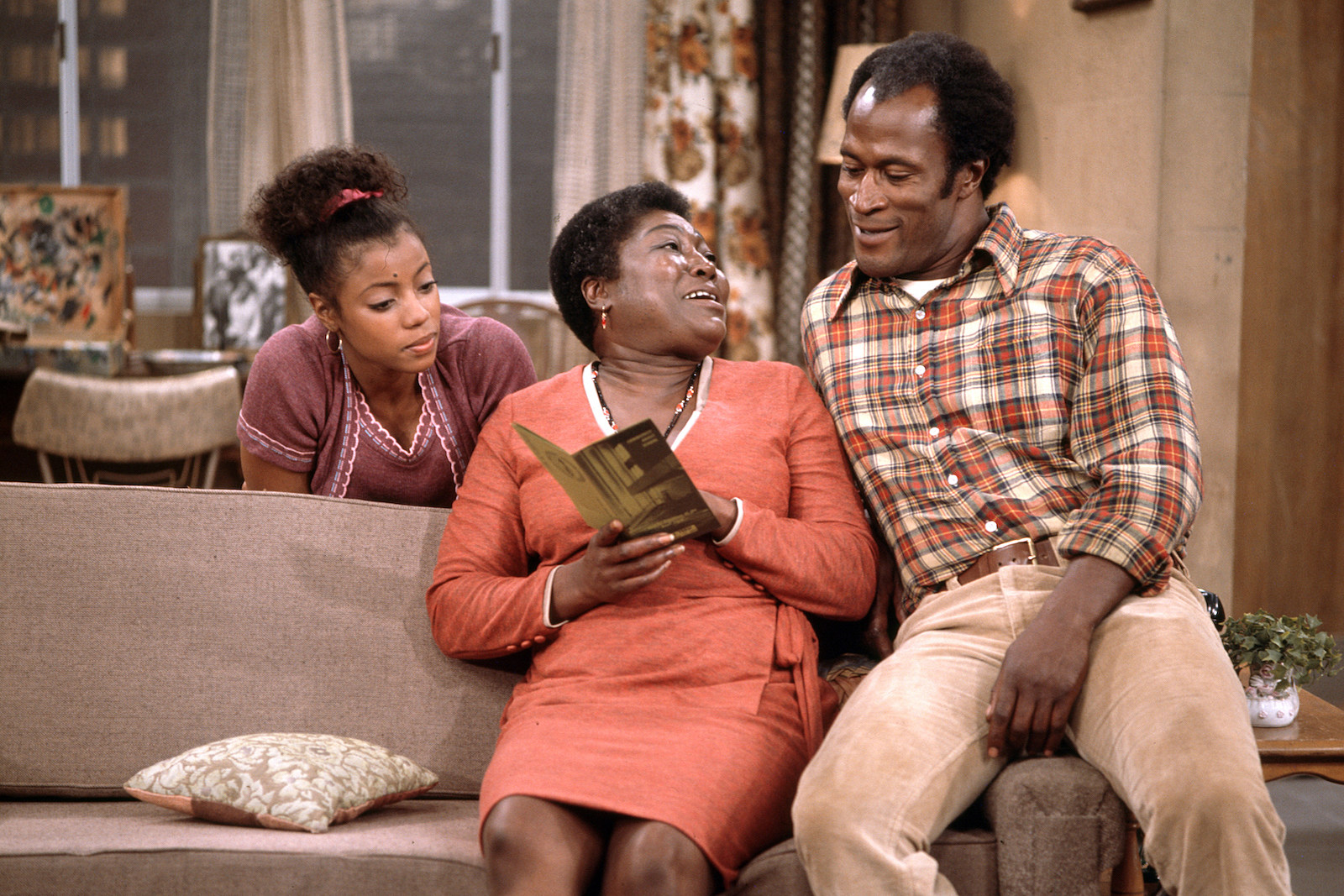 45 Years Ago: Esther Rolle Takes a Stand by Leaving 'Good Times'