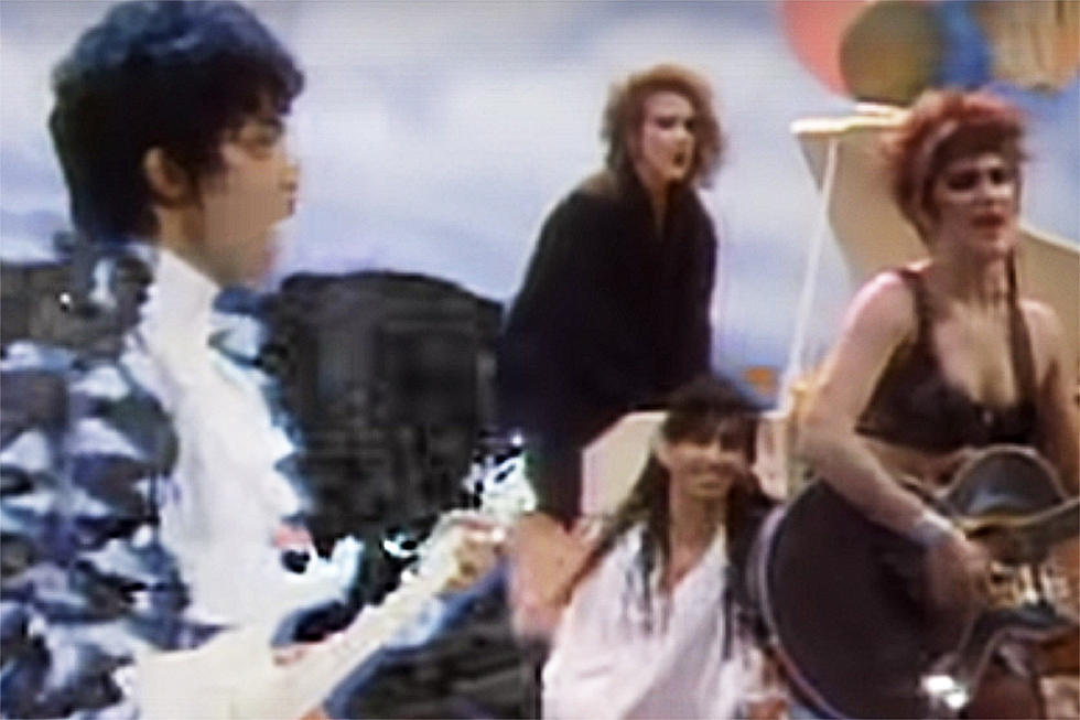 How a Foo Fighter Ended Up in Prince&#8217;s &#8216;Raspberry Beret&#8217; Video