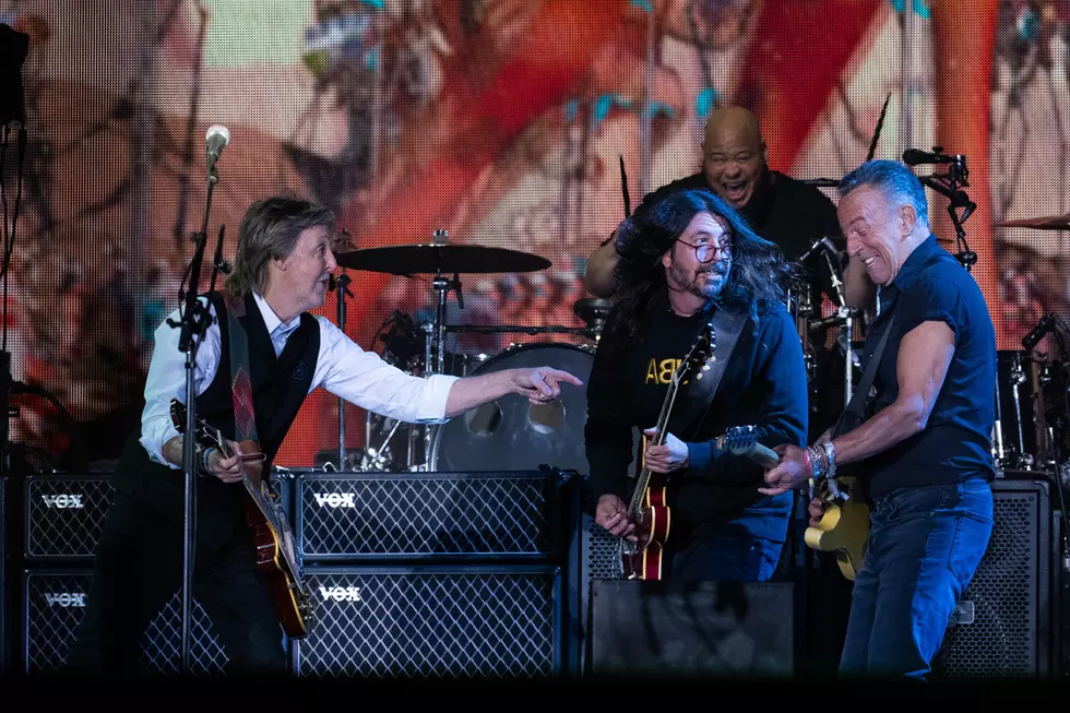 Dave Grohl Returns to the Stage With Paul McCartney and Bruce Springsteen