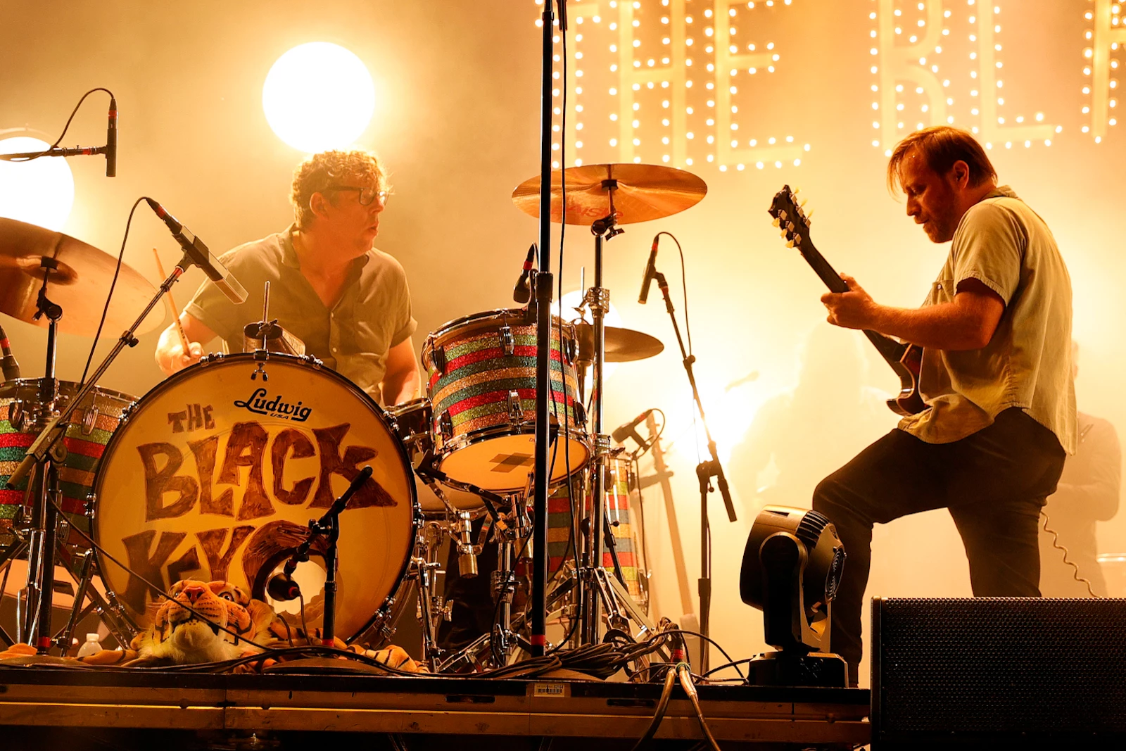 20 Years Ago: The Black Keys Play Their First Concert