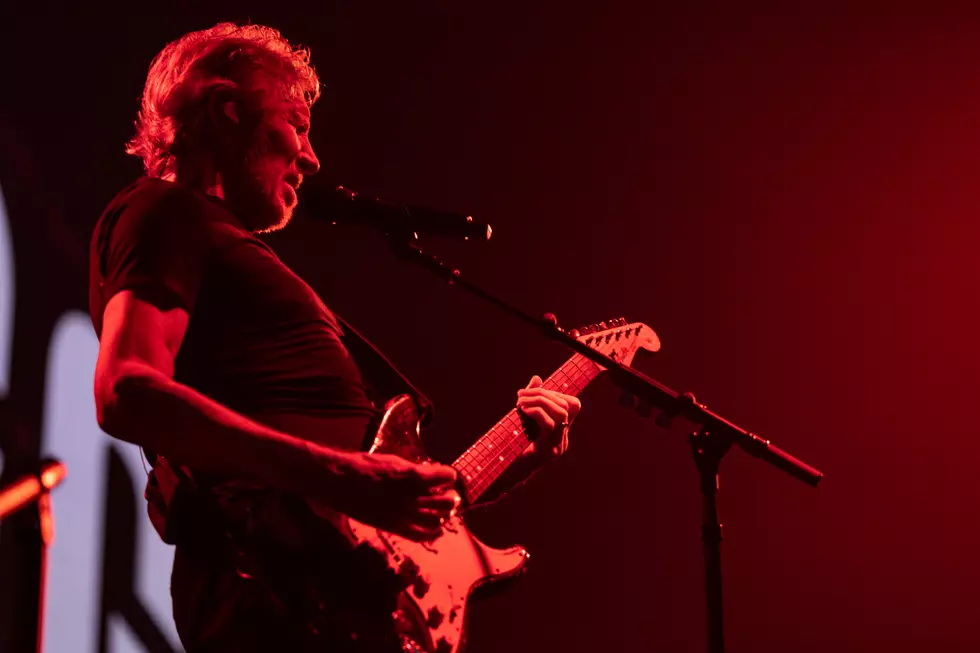 Roger Waters Kicks Off 2022 Tour: Set List, Photos and Videos