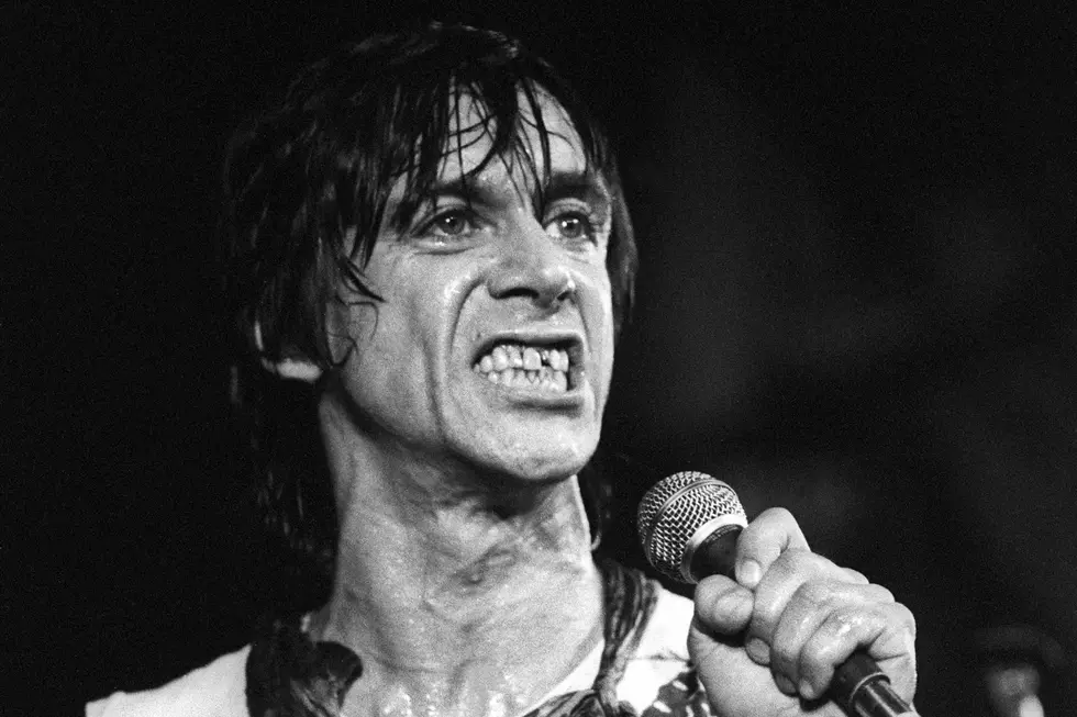 When Iggy Pop Refused to Stop Show Despite Bomb Warning