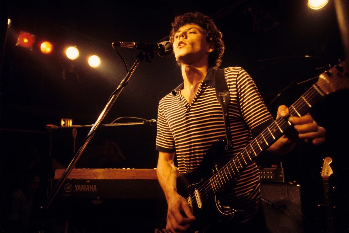 How Jerry Harrison Stumbled Into Talking Heads how-jerry-harrison-stumbled-into-talking-heads