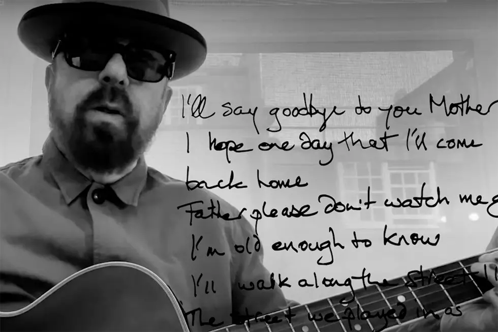 Listen to Dave Stewart and Stevie Nicks’ Ukraine Support Song