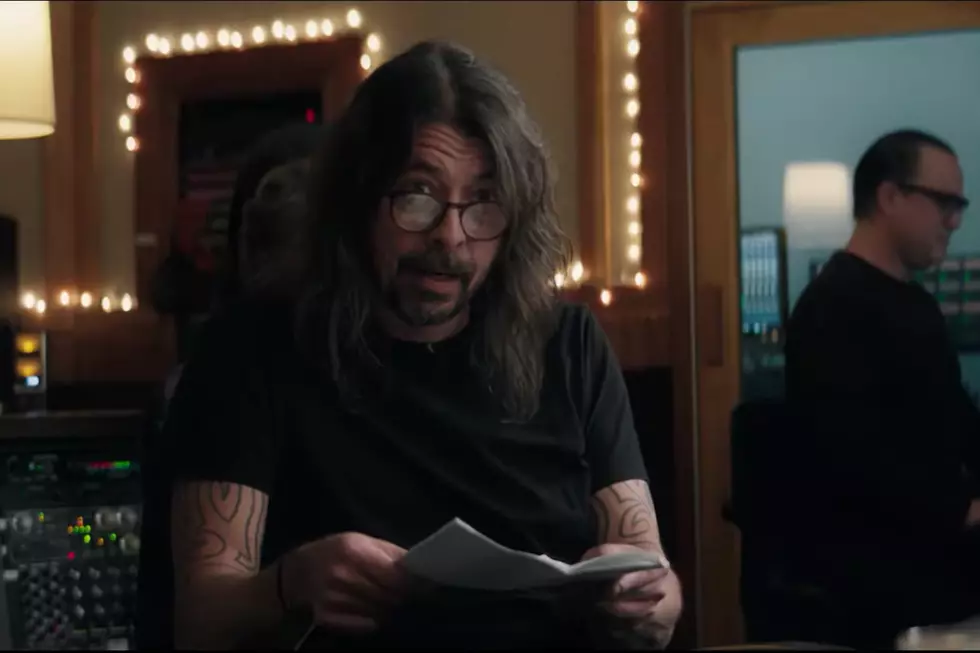 Dave Grohl to Star in Crown Royal Super Bowl Commercial